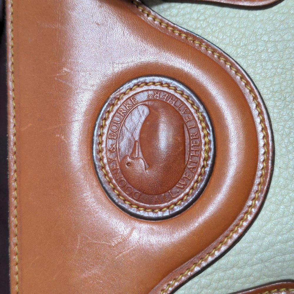 SOLD Dooney & Bourke London Tan and Cream Satchel with Vintage Charm Crossbody - Picture 2 of 8